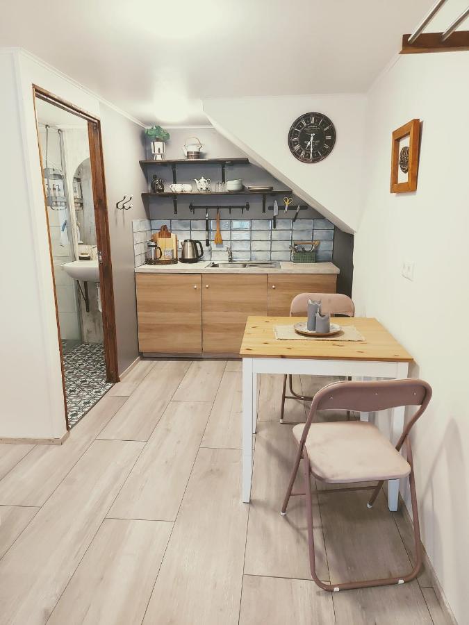 Grasteinn Guesthouse Þórshöfn 외부 사진
