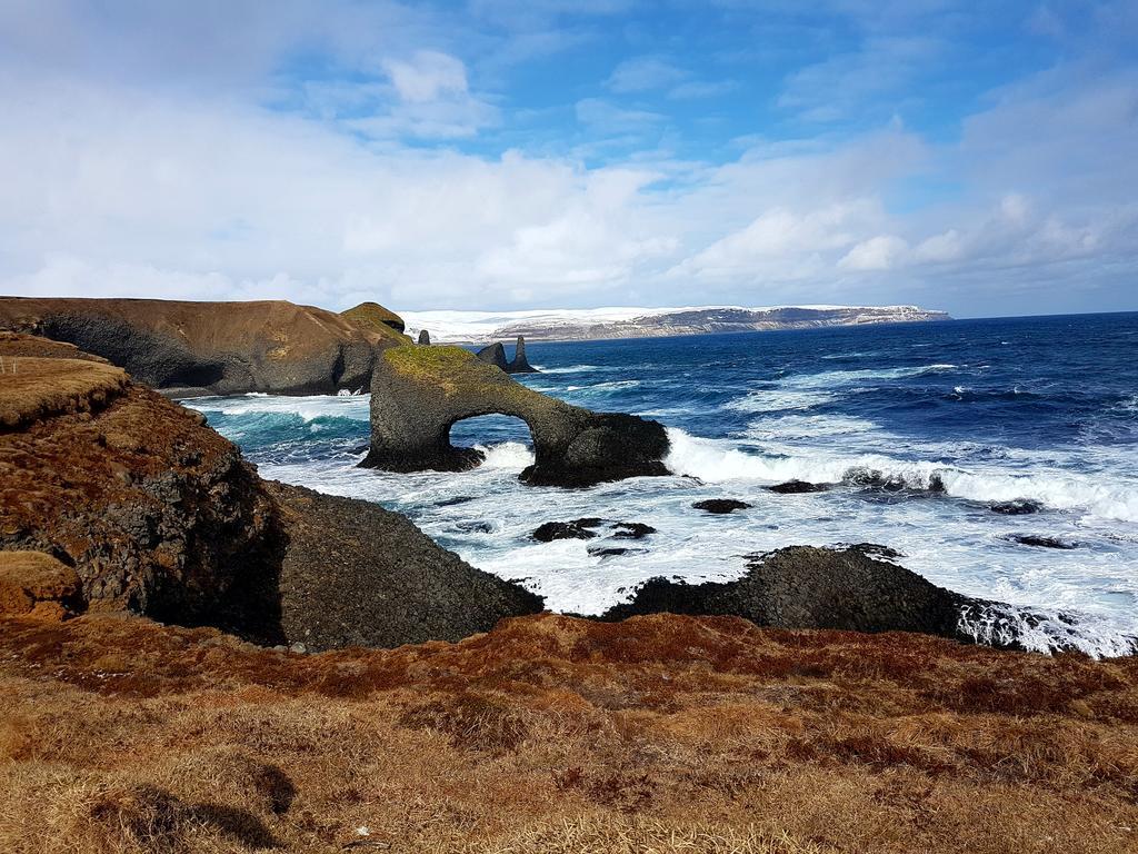 Grasteinn Guesthouse Þórshöfn 외부 사진