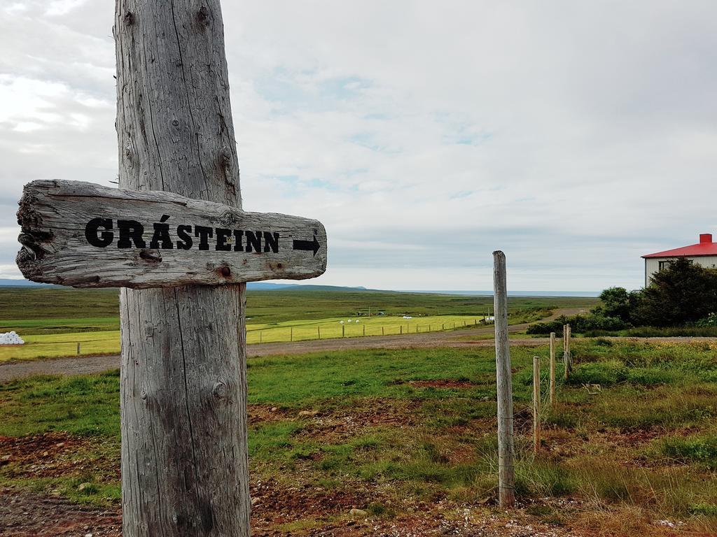 Grasteinn Guesthouse Þórshöfn 외부 사진
