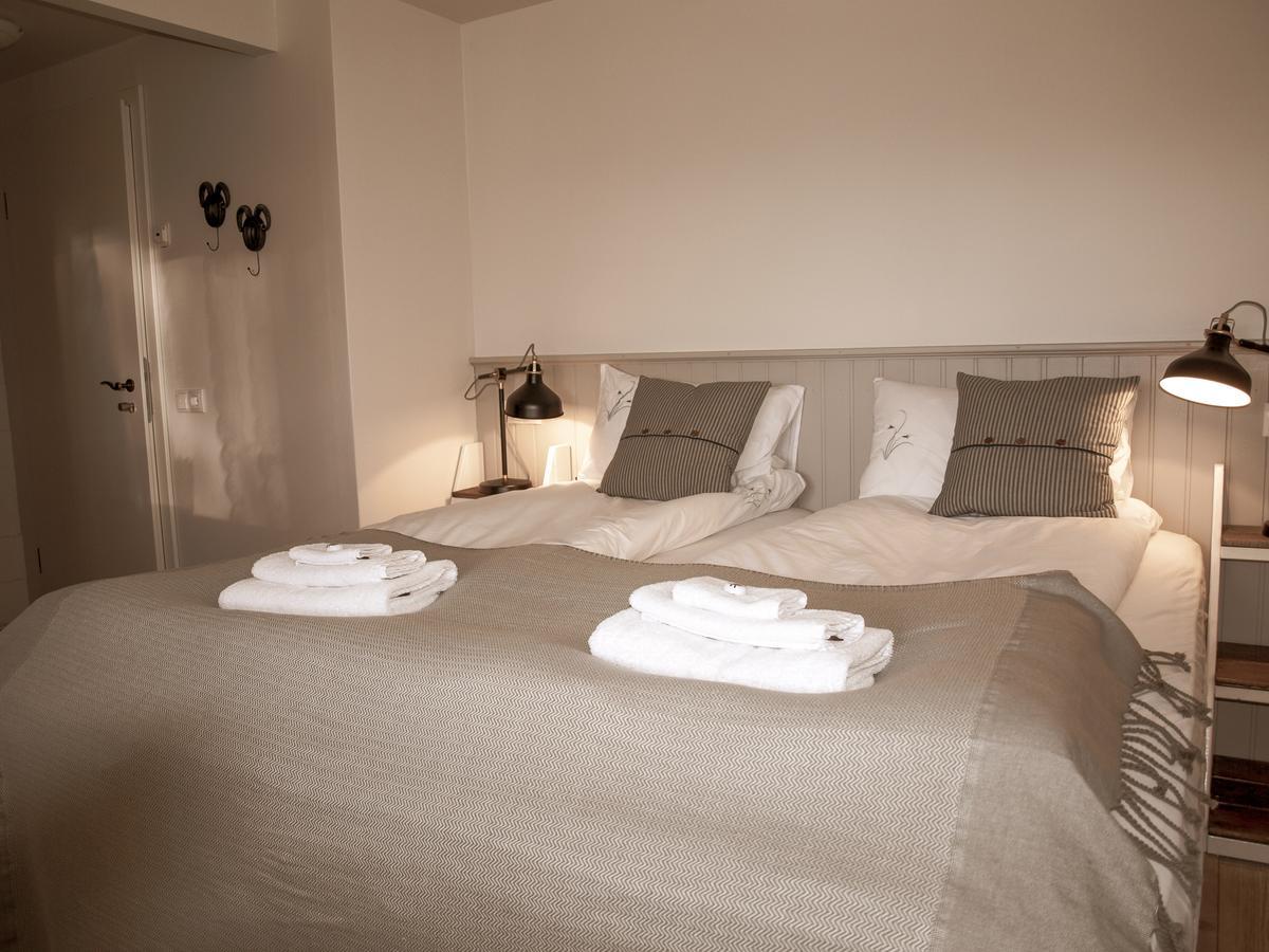 Grasteinn Guesthouse Þórshöfn 외부 사진